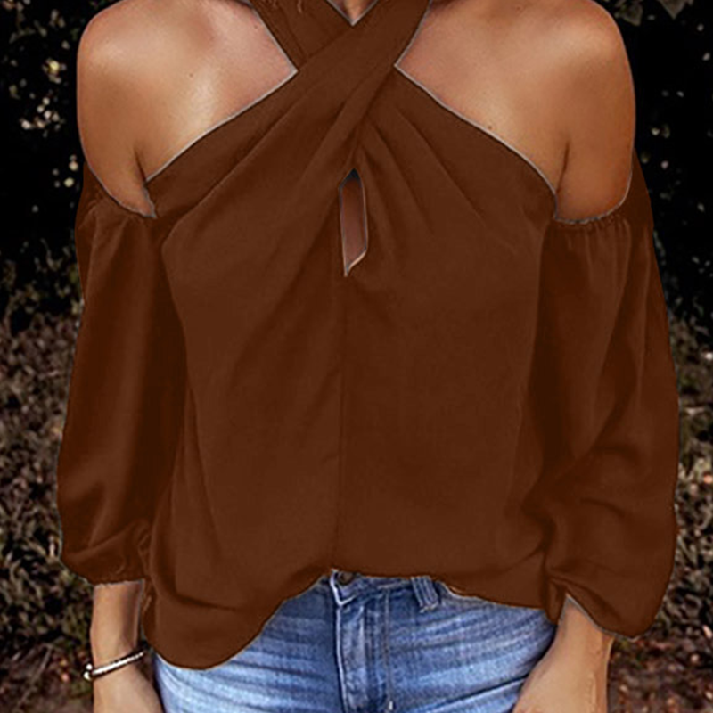 Women's blouse with open shoulders and long sleeves