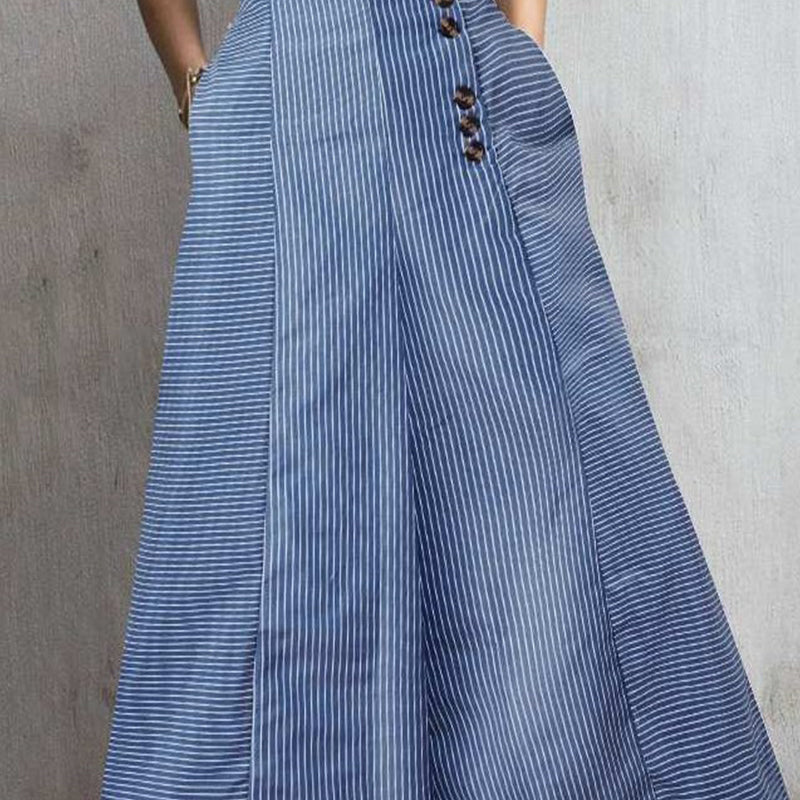 Women's High-Waisted Culottes - Wide Leg - Striped Pattern - Cropped Length - Button Detail