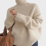 Amelia | Warm Cashmere Turtleneck