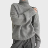 Amelia | Warm Cashmere Turtleneck