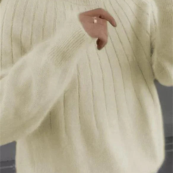 Women's fluffy cashmere like knitted jumper