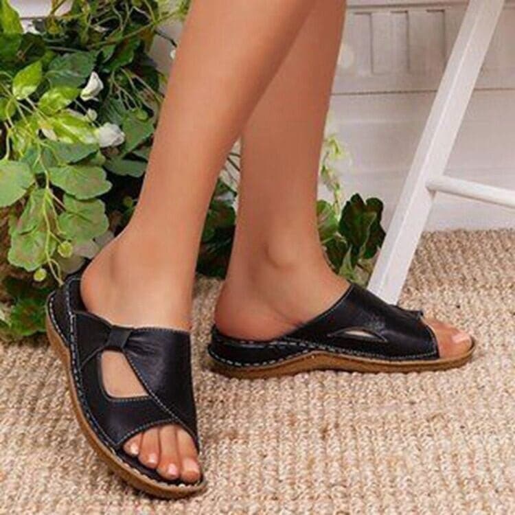 Women’s Sandals – Flat Heel – Slip-On Design – Cross-Strap Comfort Fit