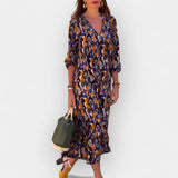 Alexandrine | V-Neck Retro Velvet Embellished Dress