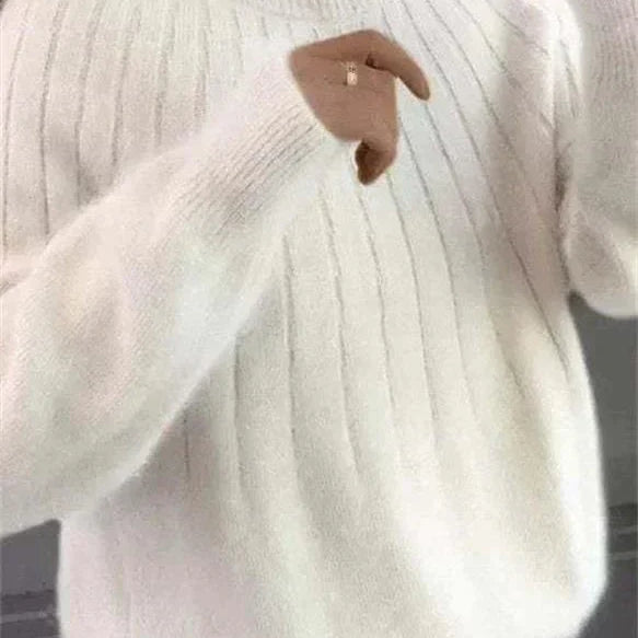 Women's fluffy cashmere like knitted jumper