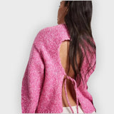 Isabelle | Crop Top with Long Sleeves and Back Cutout