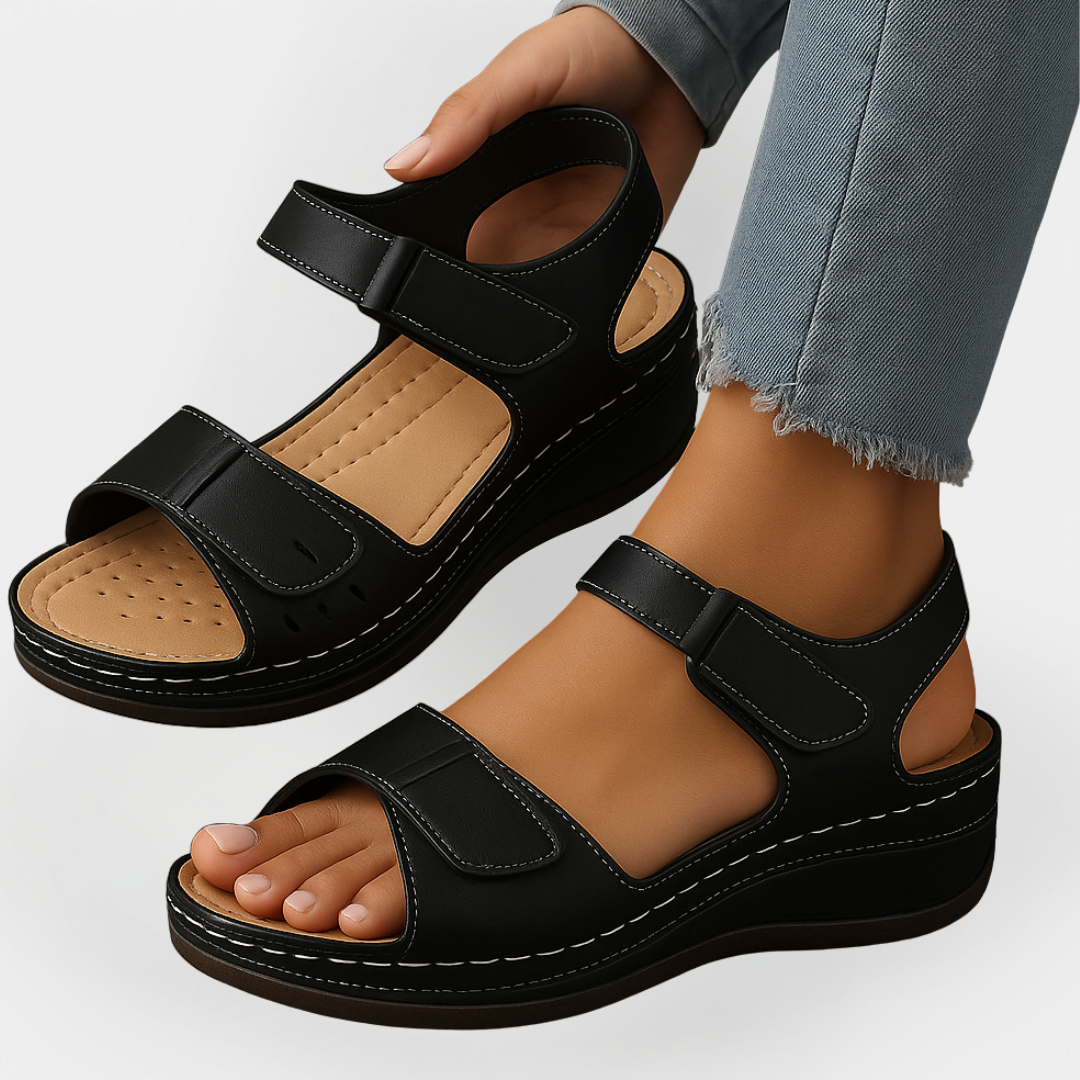 Morgan | Orthopaedic Leather Sandals Featuring Heel