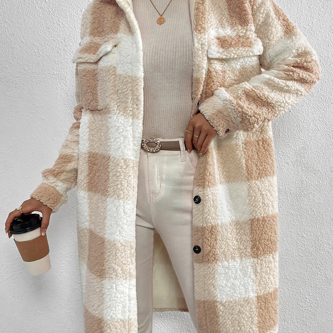 Women's plaid jacket with plush collar and buttons