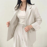 Women's Suit - Oversized Blazer & High-Waisted Trousers - Tailored Fit - Smart Casual