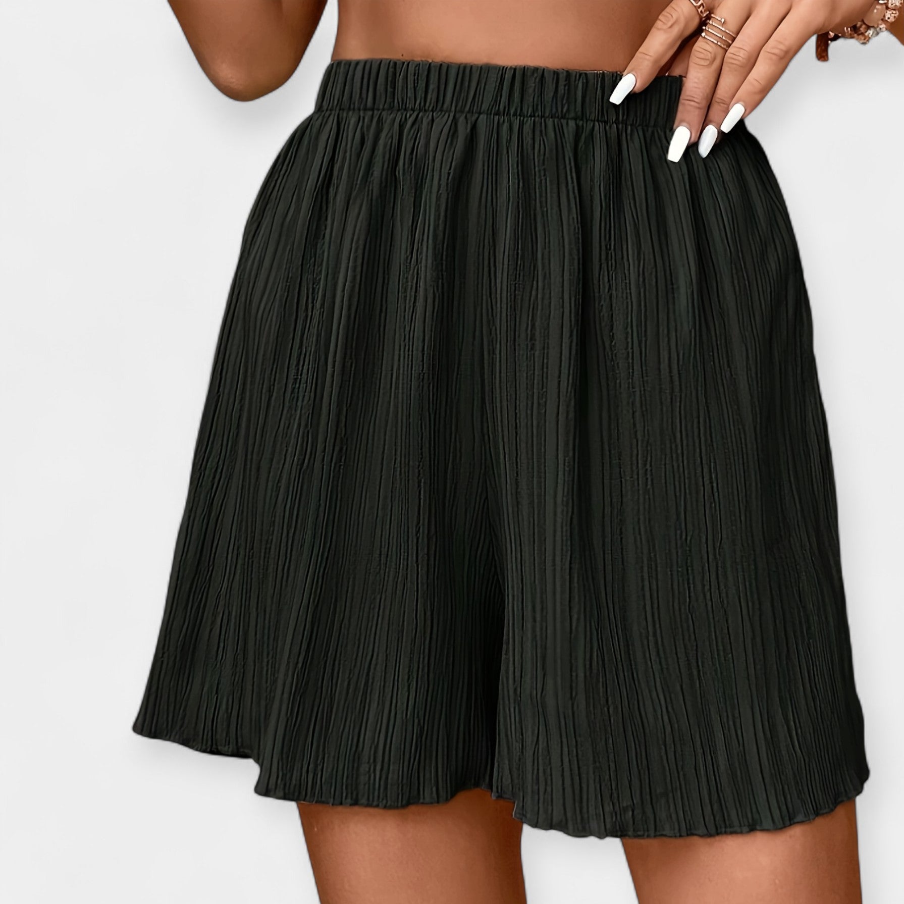 Rowan Worthington | Stylish Pleated Shorts All Seasons