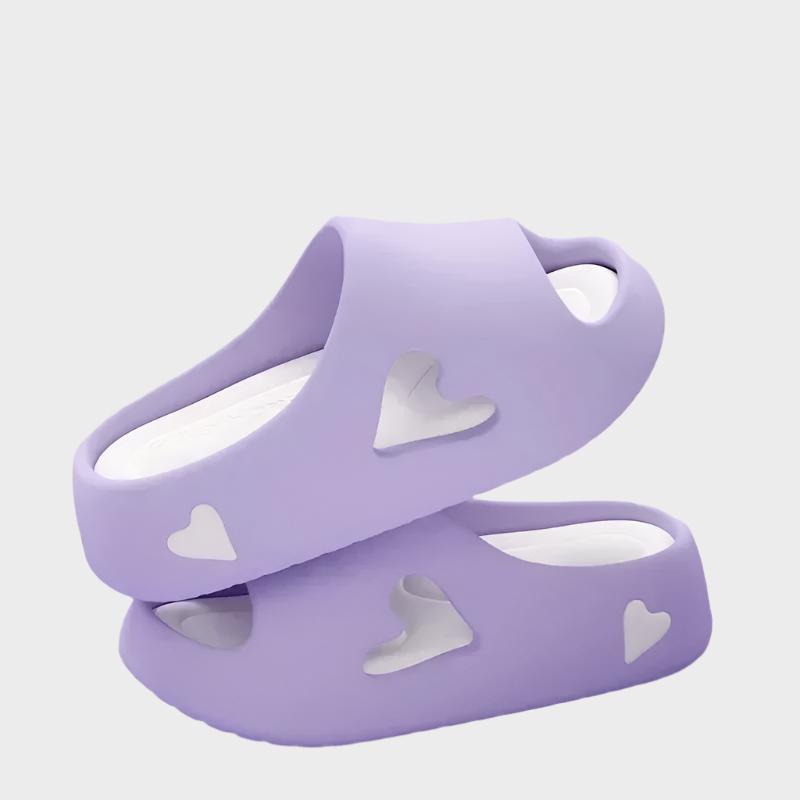 Rowan | Indistinguishably Cosy Heart Shaped Slippers