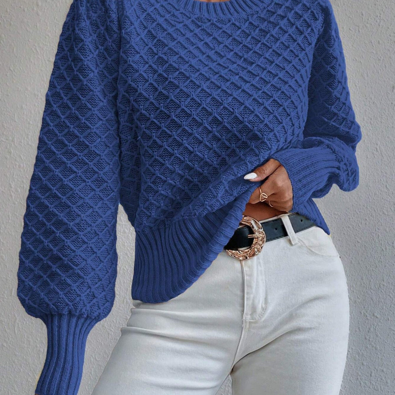 Women’s Pullover Sweater – Wool Blend – Relaxed Fit – Quilted Texture – Crew Neck