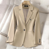 Women's chic business casual blazer