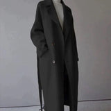 Women's oversized women's coat with belt and narrow collar
