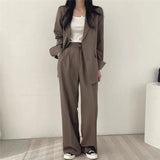 Women's Suit - Oversized Blazer & High-Waisted Trousers - Tailored Fit - Smart Casual