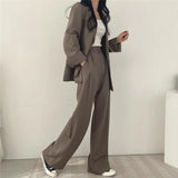 Women's Suit - Oversized Blazer & High-Waisted Trousers - Tailored Fit - Smart Casual