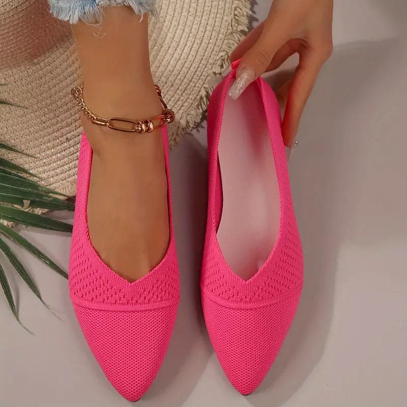 Women’s Flats – Soft Knit – Pointed Toe – Slip-On – Streamlined Comfortable Fit