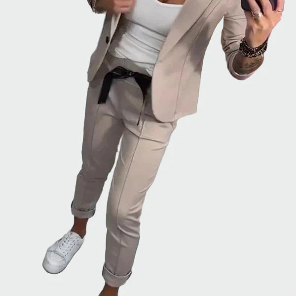 Bartholomew | Elegant Comfort for Everyday Adventures