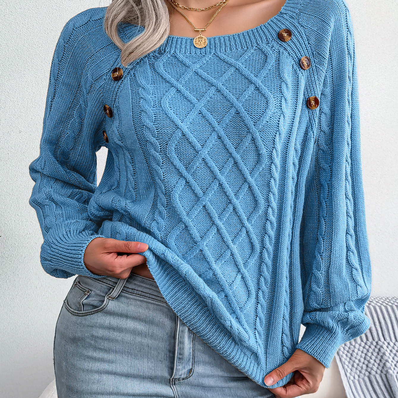 Emilia - Classic Cozy Jumper