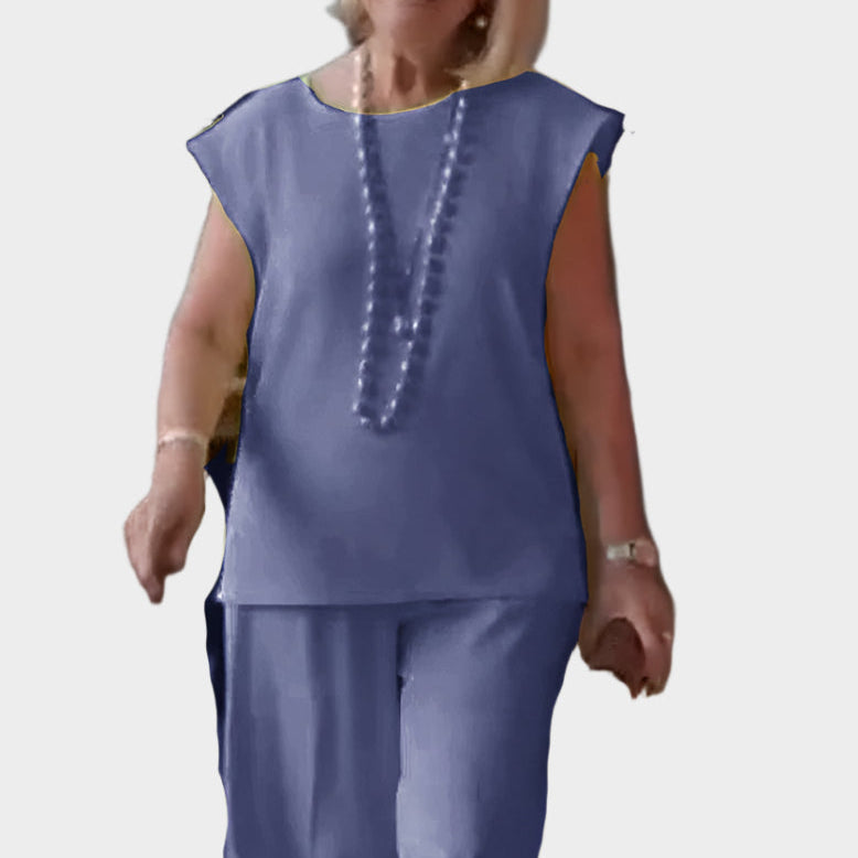 Christabella | Luxuriant Scarlet Apparel Outfits Couture