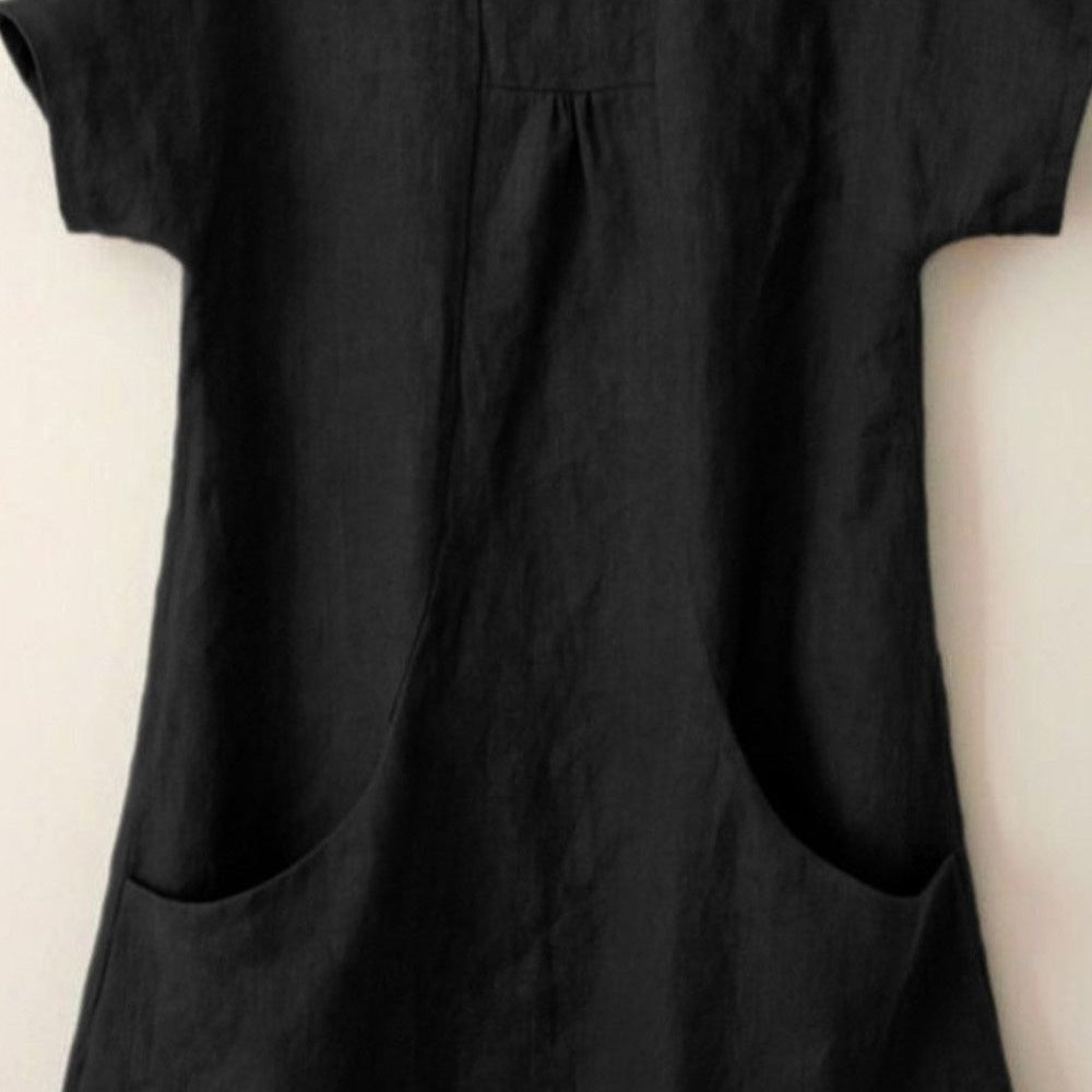 Women’s Blouse – Relaxed Fit – Short Sleeve – Natural Fibers – Front Pockets – Pleated Neckline